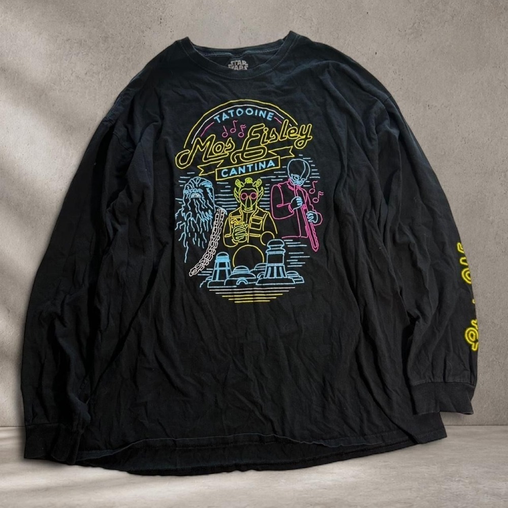 Star Wars Mos Eisley Cantina black cotton long sleeve shirt